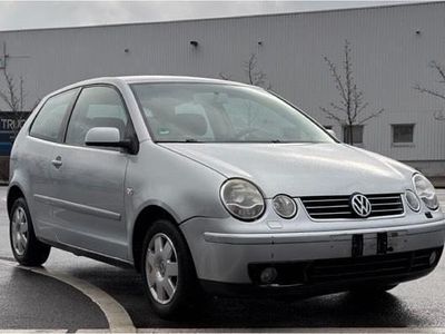 Gebraucht VW Polo 100 PS (73 kW) 2003 Silber Kleinwagen