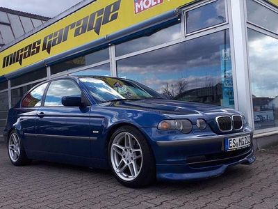 Blau Gebraucht 2001 BMW 325 Limousine | 4.600 € (Etwas zu teuer)
