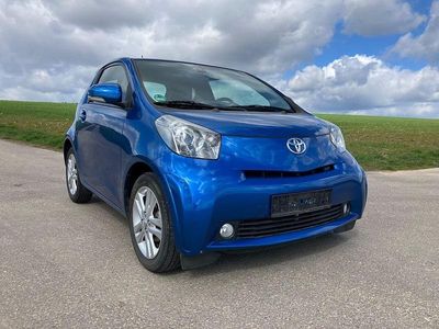 Usata Toyota iQ 98 CV (72 kW) 2009 Blu Utilitaria