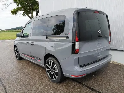 Neu VW Caddy Edition 116 PS (85 kW) 2025 Starlightblau metallic Van / Kleinbus