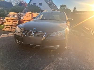Brugt BMW 523 190 HK (139 kW) 2008 Sort Stationcar