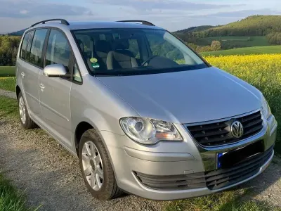 Gebraucht VW Touran Trendline 102 PS (75 kW) 2009 Silber Van / Kleinbus