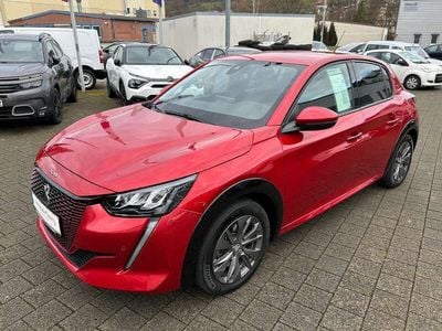 Usata Peugeot e-208 Allure 100 kW (136 CV) 2020 Rosso Utilitaria