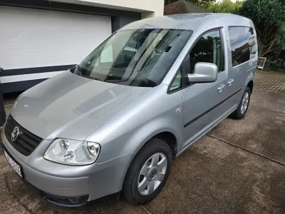 Gebraucht VW Caddy Life 80 PS (58 kW) 2008 Silber Van / Kleinbus