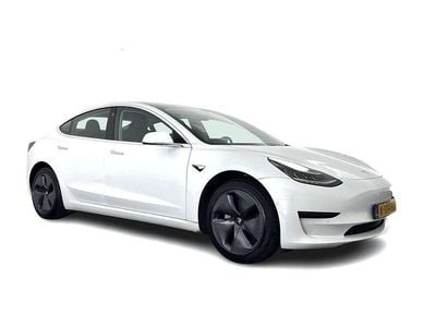 Gebraucht Tesla Model 3 Standard Range 175 kW (238 PS) 2020 Weiß Limousine