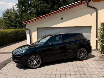 Gebraucht Porsche Cayenne GTS 460 PS (338 kW) 2023 Schwarz SUV