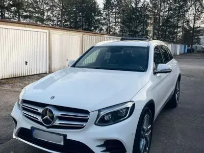 Gebraucht Mercedes GLC350 AMG line 258 PS (189 kW) 2017 Weiß SUV