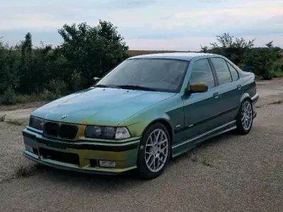 Gebraucht BMW 323 170 PS (125 kW) 1998 Silber Limousine