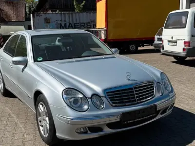 Gebraucht Mercedes E350 272 PS (200 kW) 2005 Silber Limousine