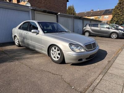 Usata Mercedes S500 306 CV (225 kW) 2002 Argento Berlina