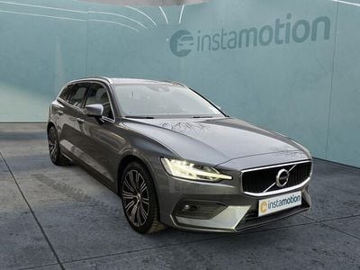 Gebraucht Volvo V60 Momentum 163 PS (119 kW) 2021 Grau Kombi