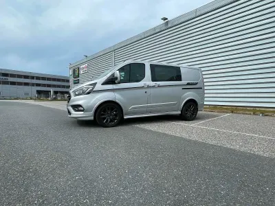 Gebraucht Ford Transit Sport 170 PS (125 kW) 2019 Silber Van / Kleinbus
