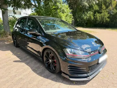 Gebraucht VW Golf VII GTI 220 PS (161 kW) 2013 Schwarz Kleinwagen