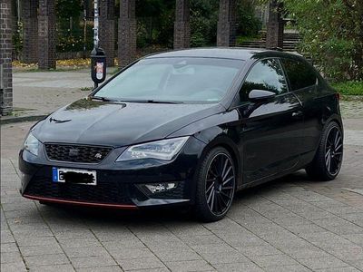 Schwarz Gebraucht 2014 Seat Leon SC FR Kleinwagen | 14.500 € (Etwas zu teuer)