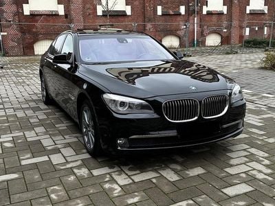 BMW 730