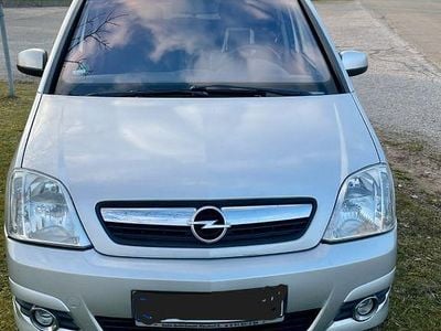Gebraucht Opel Meriva 105 PS (77 kW) 2007 Silber Van / Kleinbus