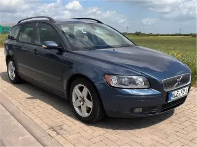 Gebraucht Volvo V50 Momentum 140 PS (102 kW) 2004 Blau Kombi