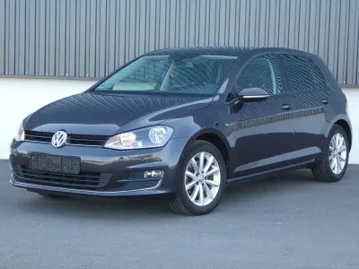 Gebraucht VW Golf VII LOUNGE 110 PS (80 kW) 2015 Grau Limousine