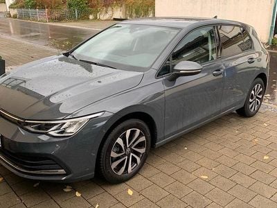 Gebraucht VW Golf VIII 150 PS (110 kW) 2022 Grau Limousine
