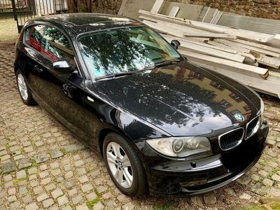 gebraucht BMW 118 Coupé d - 143 PS Schwarz 1. Hand TÜV Neu NAVI