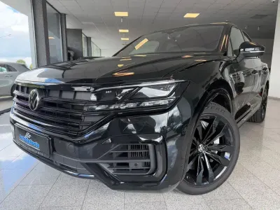 Gebraucht VW Touareg R 462 PS (339 kW) 2023 Schwarz SUV