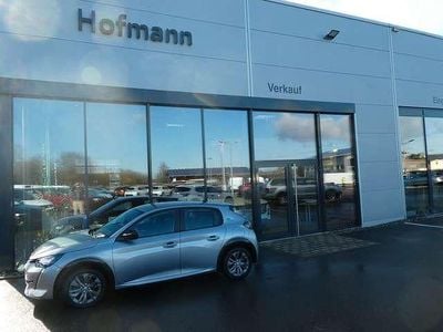 Gebraucht Peugeot e-208 Active 100 kW (136 PS) 2021 Grau (gris artense) Kleinwagen
