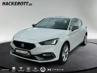 Gebraucht Seat Leon FR 204 PS (150 kW) 2023 Weiß Limousine