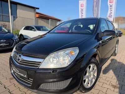 Schwarz Gebraucht 2009 Opel Astra Edition Limousine | 1.800 € (Guter Preis)