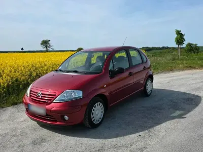 Gebraucht Citroën C3 73 PS (53 kW) 2005 Rot Kleinwagen