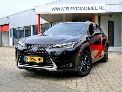 Lexus UX 250h