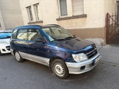 Gebraucht Daihatsu Move 120 PS (88 kW) 1999 Blau Van / Kleinbus