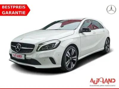 Gebraucht Mercedes A220 Urban 184 PS (135 kW) 2017 Weiß Limousine