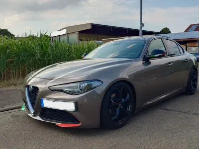 Gebraucht Alfa Romeo Giulia 179 PS (131 kW) 2017 Grau Limousine