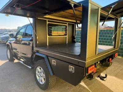Używany VW Amarok Aventura 224 KM (164 kW) 2016 Czarny Pickup