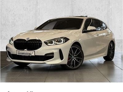 Weiß Gebraucht 2022 BMW 120 M Sport Kleinwagen | 30.790 € (Fairer Preis)