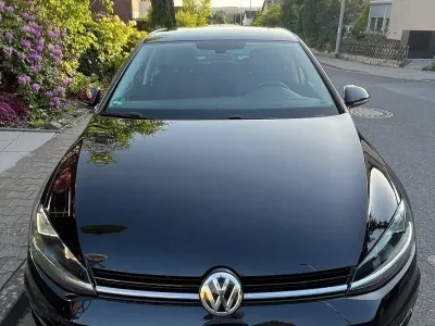 Używany VW Golf VII Join 125 KM (91 kW) 2018 Czarny Hatchback