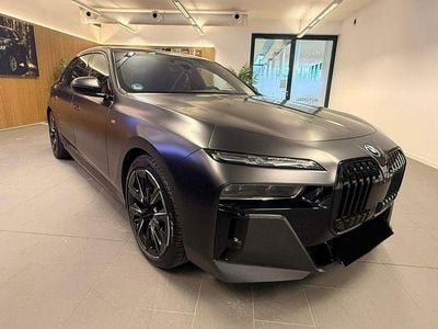 Second-hand BMW i7 Sport Line 400 kW (544 CP) 2023 Maro Berlinǎ