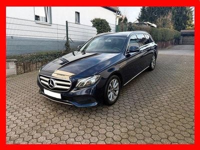 Gebraucht Mercedes E200 150 PS (110 kW) 2017 Blau Kombi