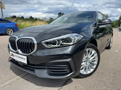 Gebraucht BMW 120 Advantage 190 PS (139 kW) 2023 Schwarz Kleinwagen