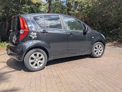 Opel Agila