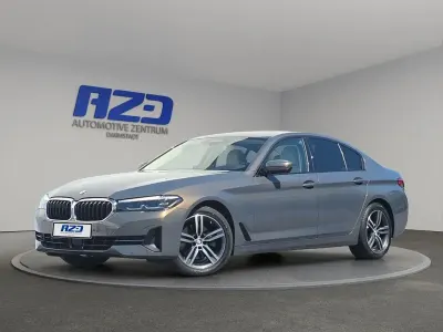 Gebraucht BMW 520 190 PS (139 kW) 2023 Grau Limousine
