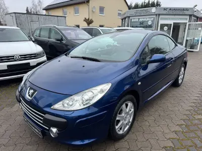 Gebraucht Peugeot 307 CC Tendance 140 PS (102 kW) 2006 Blau Cabrio