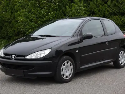 Używany Peugeot 206 60 KM (44 kW) 2004 Czarny Sedan/Limuzyna