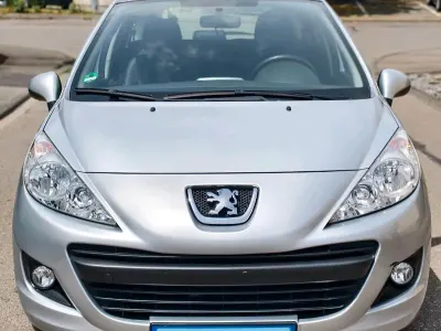 Gebraucht Peugeot 207 2011 Grau Kombi