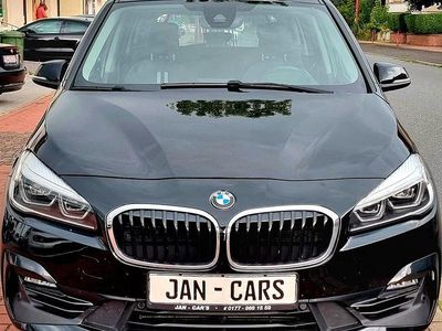 Gebraucht BMW 218 Sport Line 150 PS (110 kW) 2022 Schwarz Van / Kleinbus