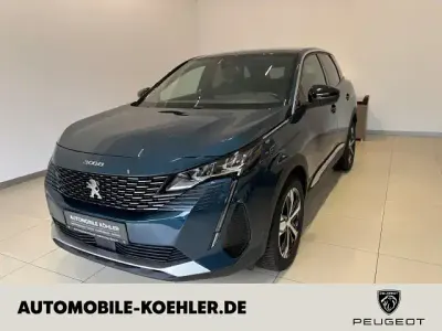 Gebraucht Peugeot 3008 Allure 131 PS (96 kW) 2023 Celebes blau SUV