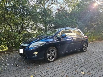 Toyota Auris Hybrid