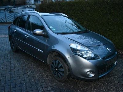Grau Gebraucht 2010 Renault Clio GrandTour Luxe Kombi | 3.999 € (Superpreis)