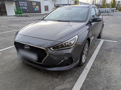 Gebraucht Hyundai i30 Passion Plus 140 PS (102 kW) 2018 Grau Kombi