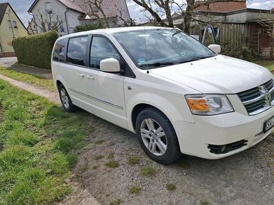 Weiß Gebraucht 2007 Dodge Grand Caravan Van / Kleinbus | 6.850 €